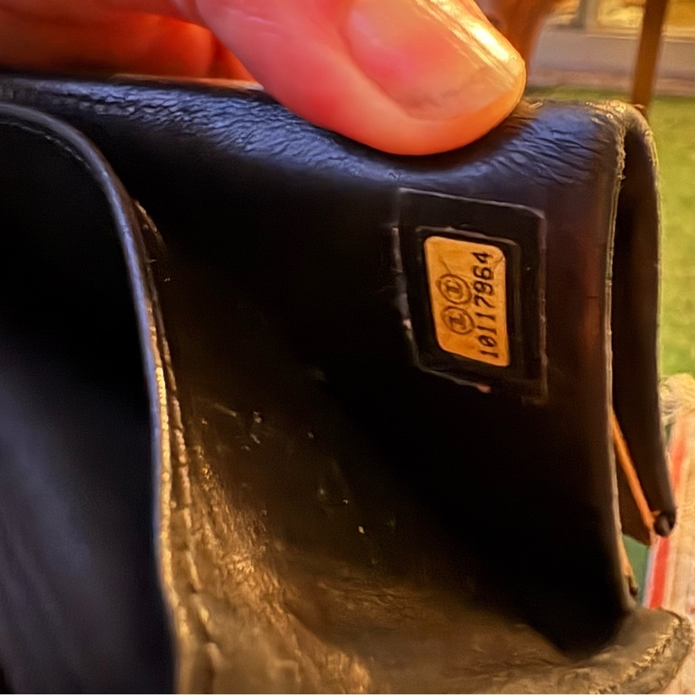 CHANEL Classic Black Leather Clutch - Picture 11 of 16